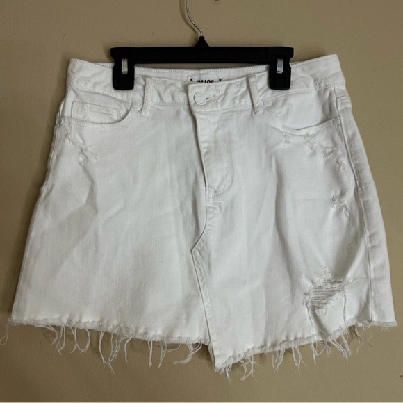 PAIGE Dresses & Skirts - PAIGE White Distressed Denim Mini Skirt Raw Hem Jean Skirt Size 27